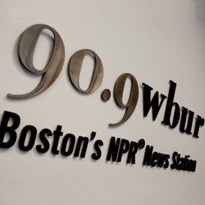 Boston University BU, WBUR, BU trustee Robert Hildreth, record $1 million gift, BU national Public Radio station