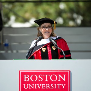 Meredith Vieira delivering the commencement address at Boston University 2015