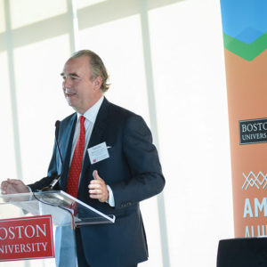 University trustee Maurice R. Ferré applauded the first Latin American Alumni Summit in Miami as the real start of the University’s outreach to an ever-more-important community.