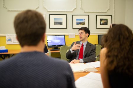 CGS Professor Thomas Finan meeting with students in London
