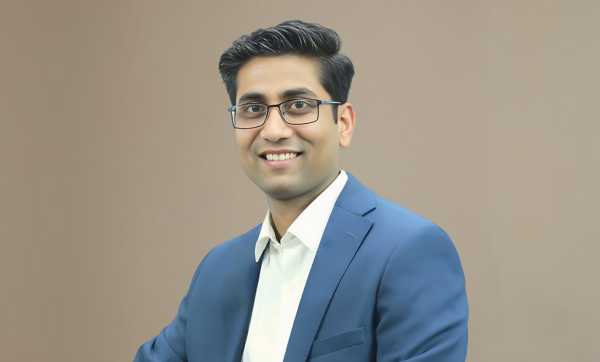 Headshot of Sanjiv Gupta