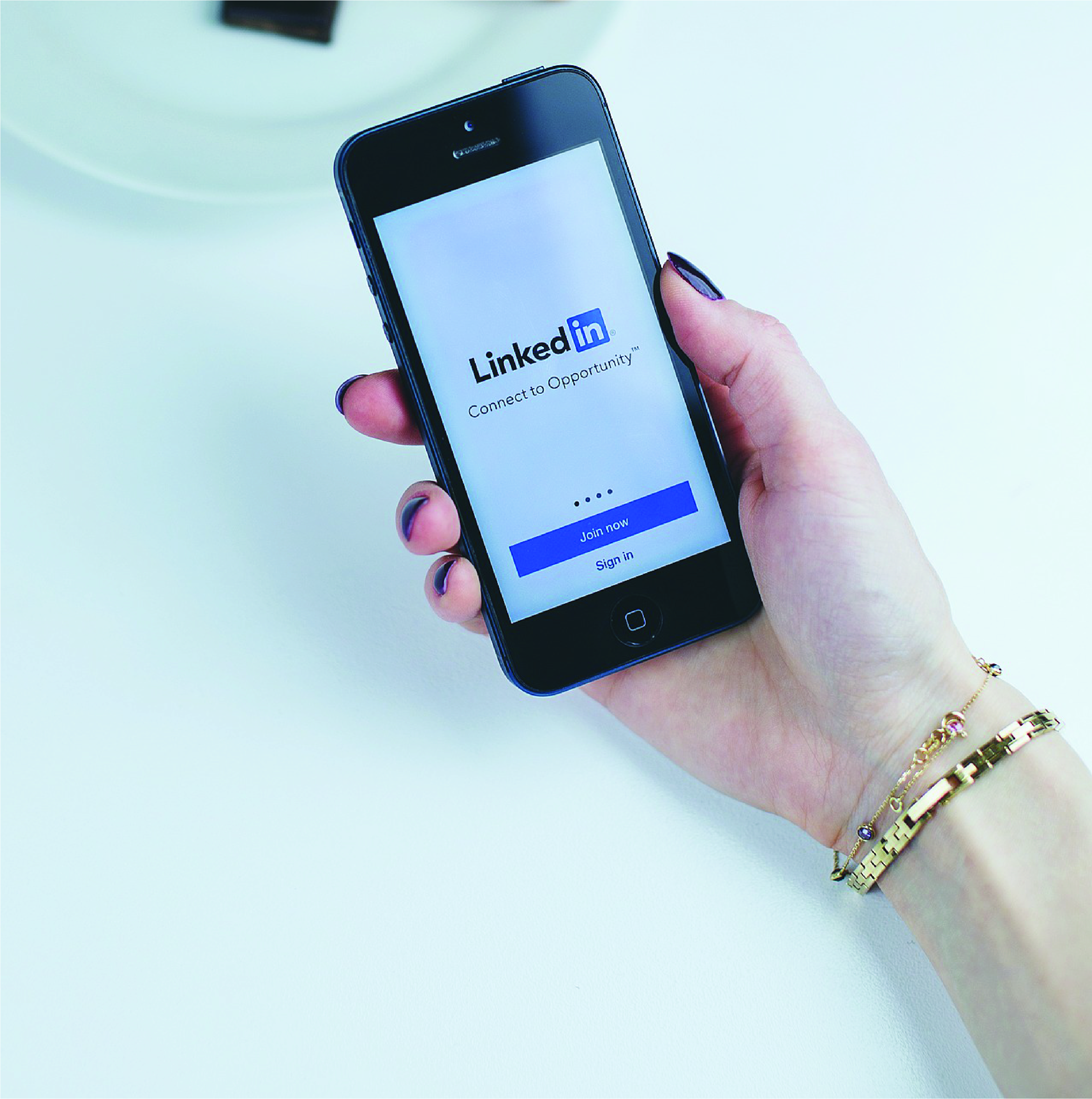 Everything You Need to Know about Networking on LinkedIn