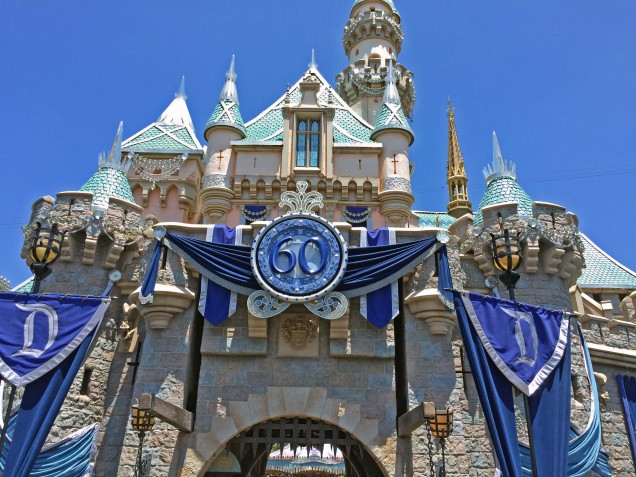 Disney Disneyland Starbucks Sleeping Beauty Castle Reusable Tote