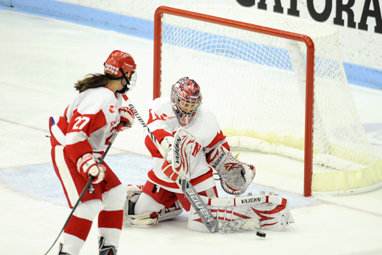 Kerrin Sperry, goalie, goaltender, Boston University, BU Terriers, women's ice hockey