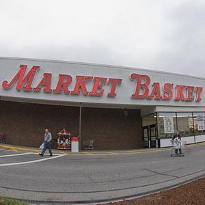 Market Basket Grocery Store, Arthur T. Demoulas, settlement