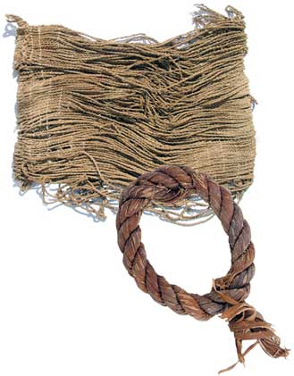 Egyptian sailors wove rope (bottom) from halfa grass and may have used this rope bag (top) to haul cargo to and from the land of Punt about 3,500 years ago. Photos by Cinzia Perlingieri