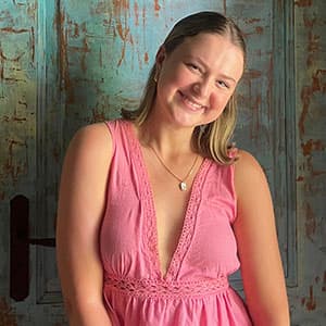 Delia Rune smiling portrait.
