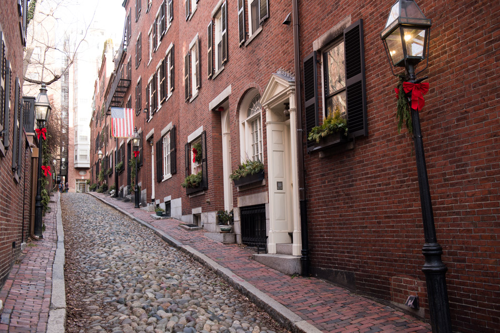 Beacon Hill, Boston  Exploring Boston's Most Famous Historic Neighborhood  - New England
