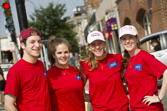 BU Scarlet Squad student volunteers, fall semester move-in