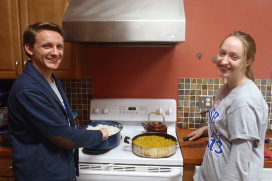ASB Detroit: Ruth Ellis Center; prepare meals Boston University BU, alternative spring breaks ASB, community service, volunteer, community service center, detroit, Ruth Ellis Center, homeless LGBTQ lesbian, gay, bi-attractional, transgender, and questioning