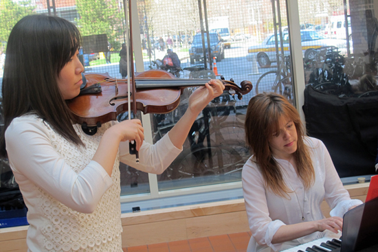 BU Arts Outreach Initiative at Boston Medical Center, Hye Ryun Cha and Raquel Gorgojo BU Arts Outreach Initiative at Boston Medical Center, violinist Hye Ryun Cha, pianist Raquel Gorgojo, music therapy