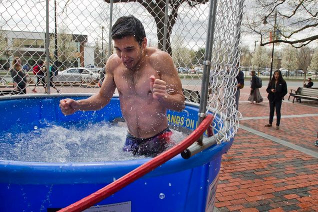 Boston Univesrity BU, George Sherman Union GSU Plaza, Global Water Brigade and Environmental Student Organization, Dunk Tank Trivia