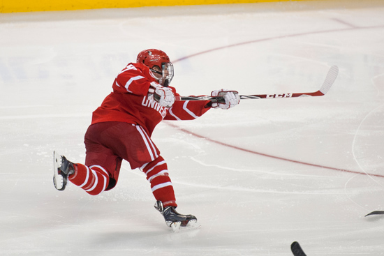 Men's Hockey: Terriers win Beanpot for first time since 2015