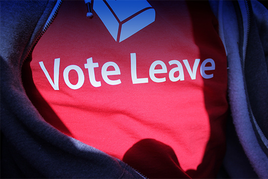 T-shirt that says Vote Leave supporting the choice for UK to leave the EU