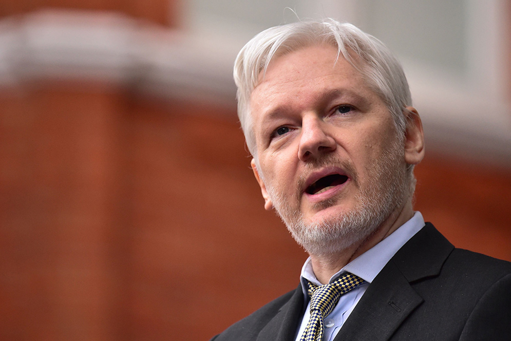 Exclusive: Former WikiLeaks Employee James Ball Describes Working With  Julian Assange