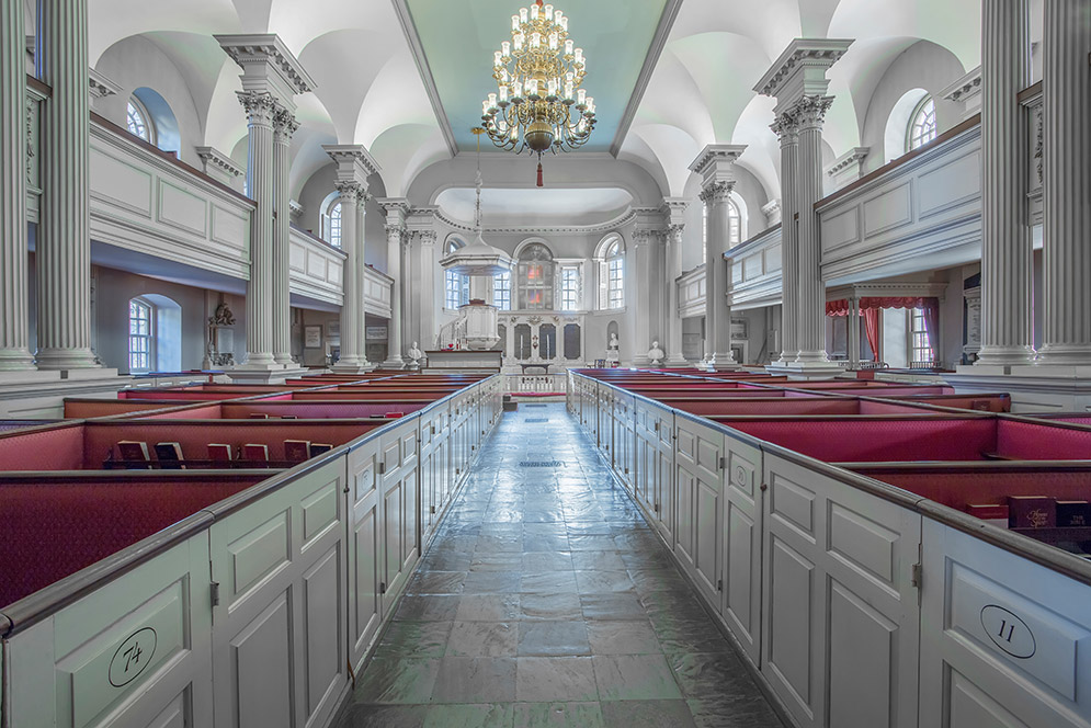 interior of King's Chapel