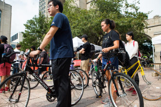 The 2018 Sustainability Festival: students on their bikes on the marsh chapel plaza