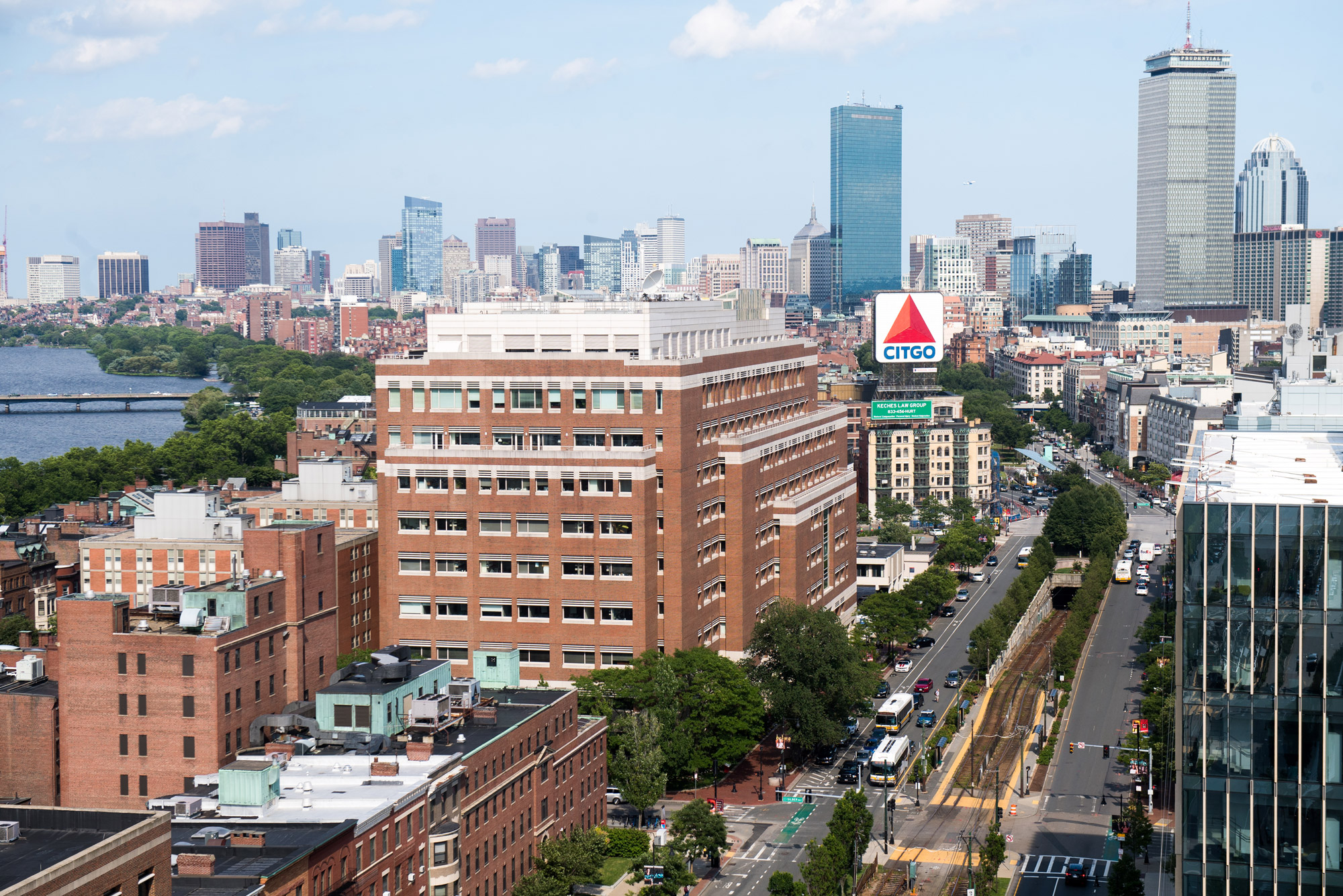 Questrom to Offer Online MBA with edX in 2020 | BU Today | Boston University