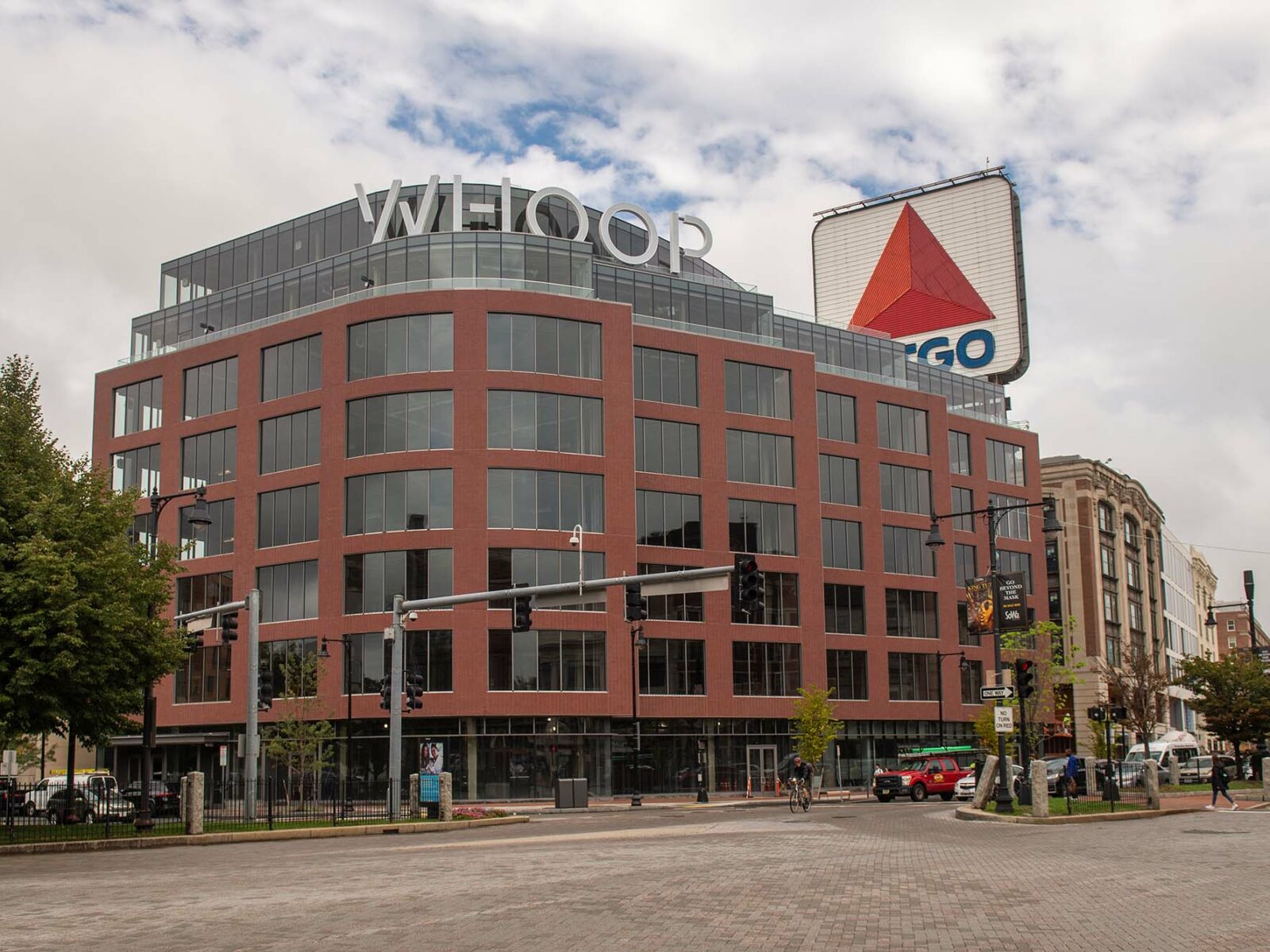 Restaurants, Shopping and Entertainment in Kenmore Square, Boston