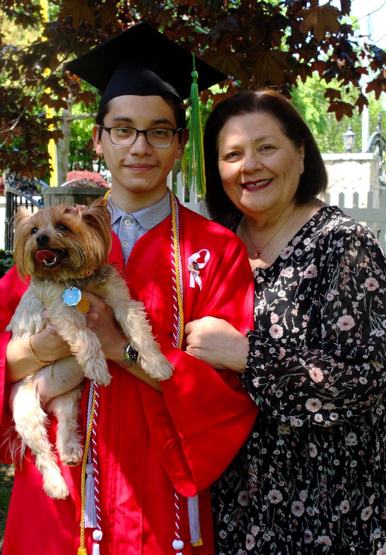 BU Class of 2021 Parents Watch Commencement from Everywhere—Cafés