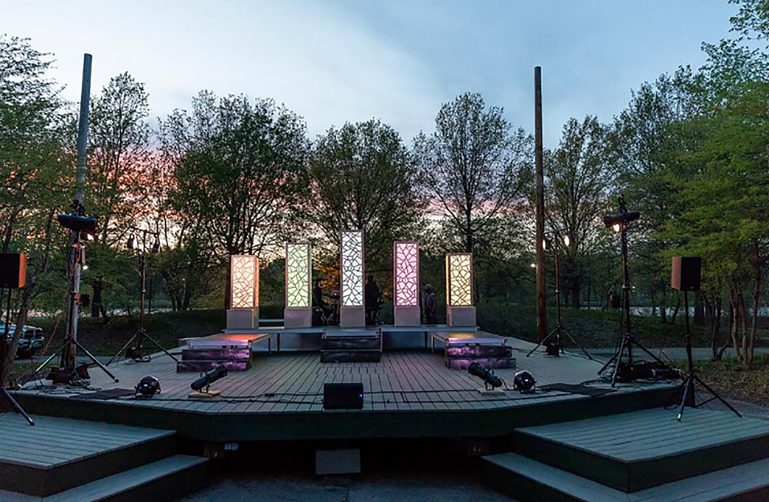 outdoor stage