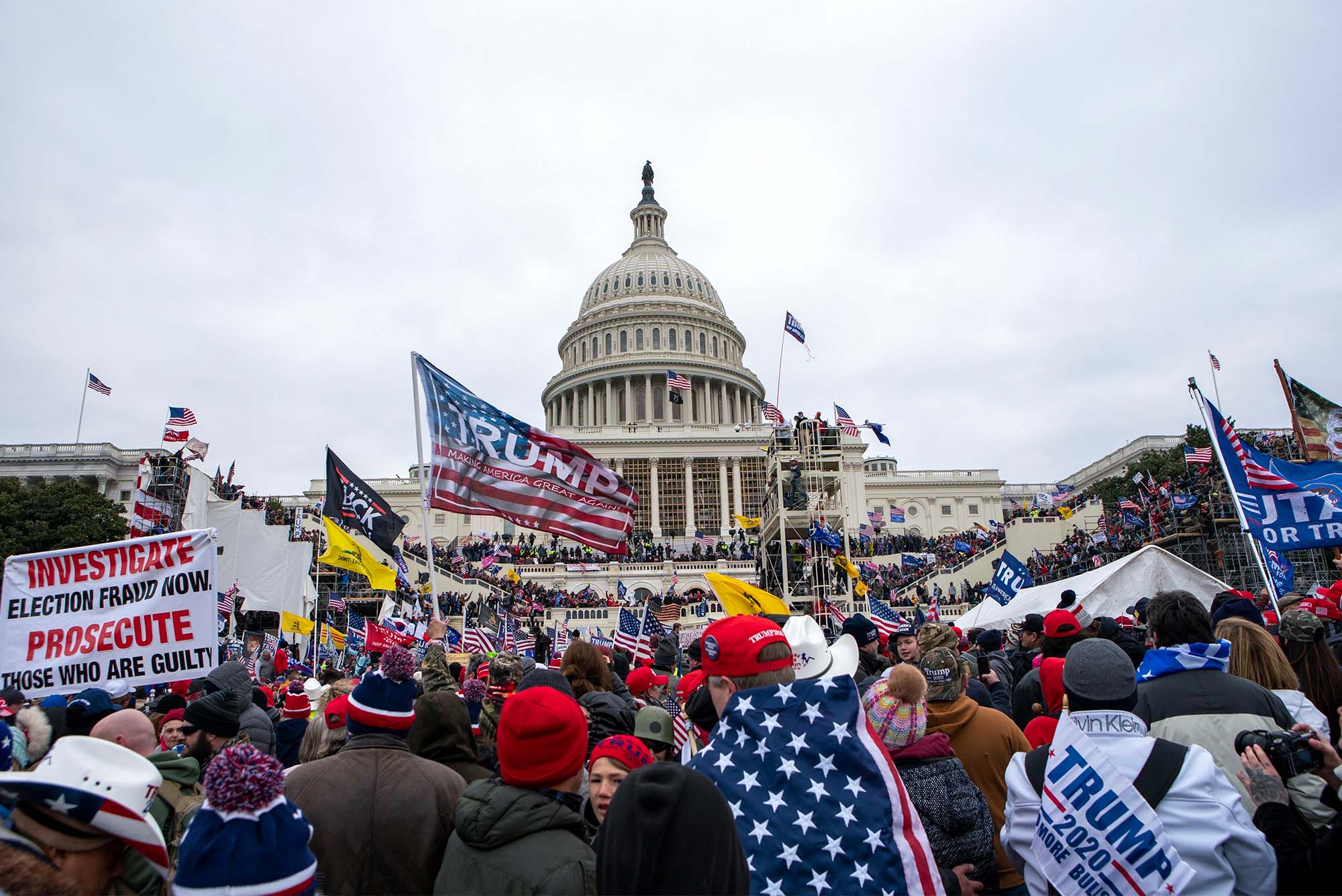 Protestors in front of the US Capitol in Washington DC on January 6th, 2021