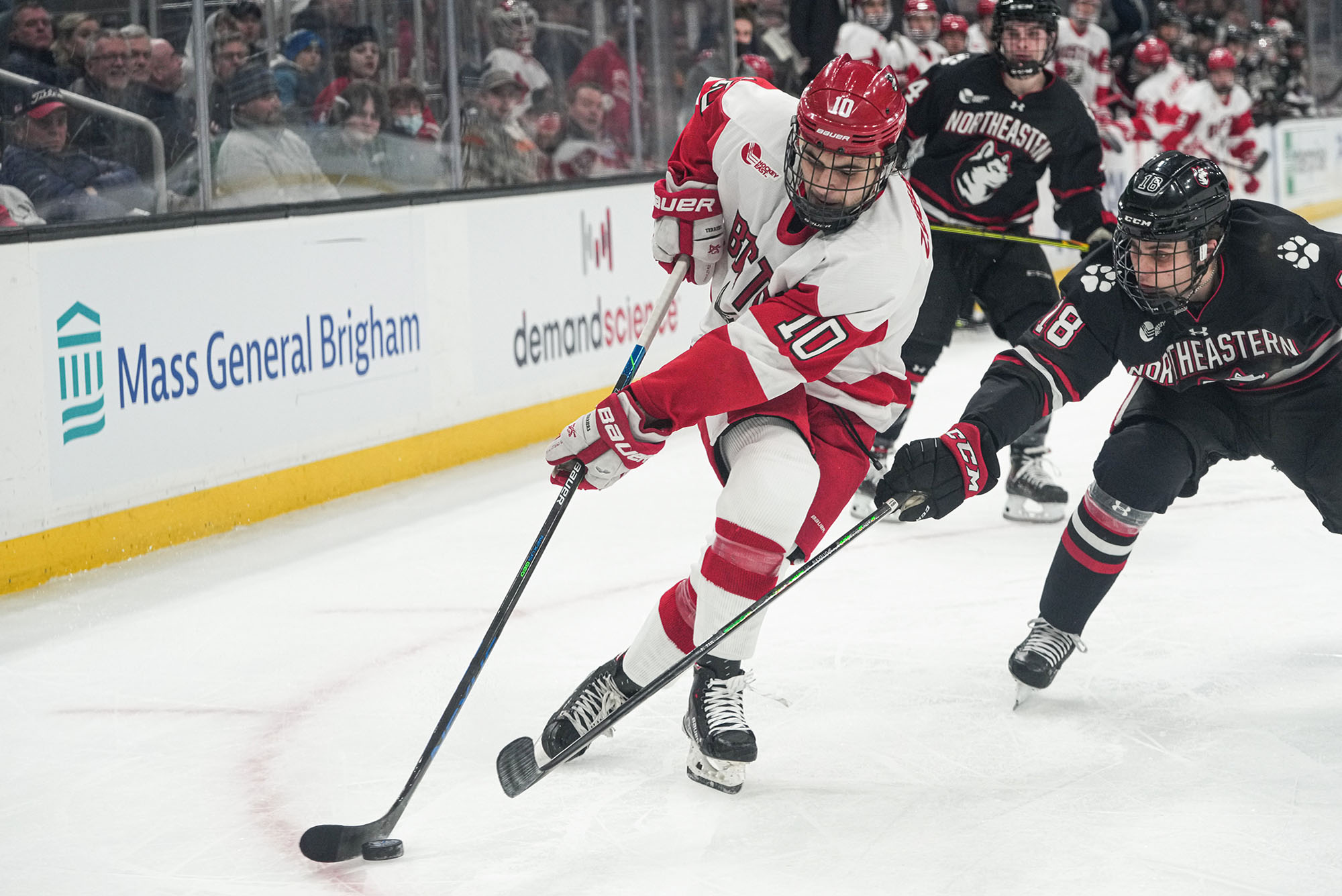 BU Men's Hockey on X: Final from TD Garden.