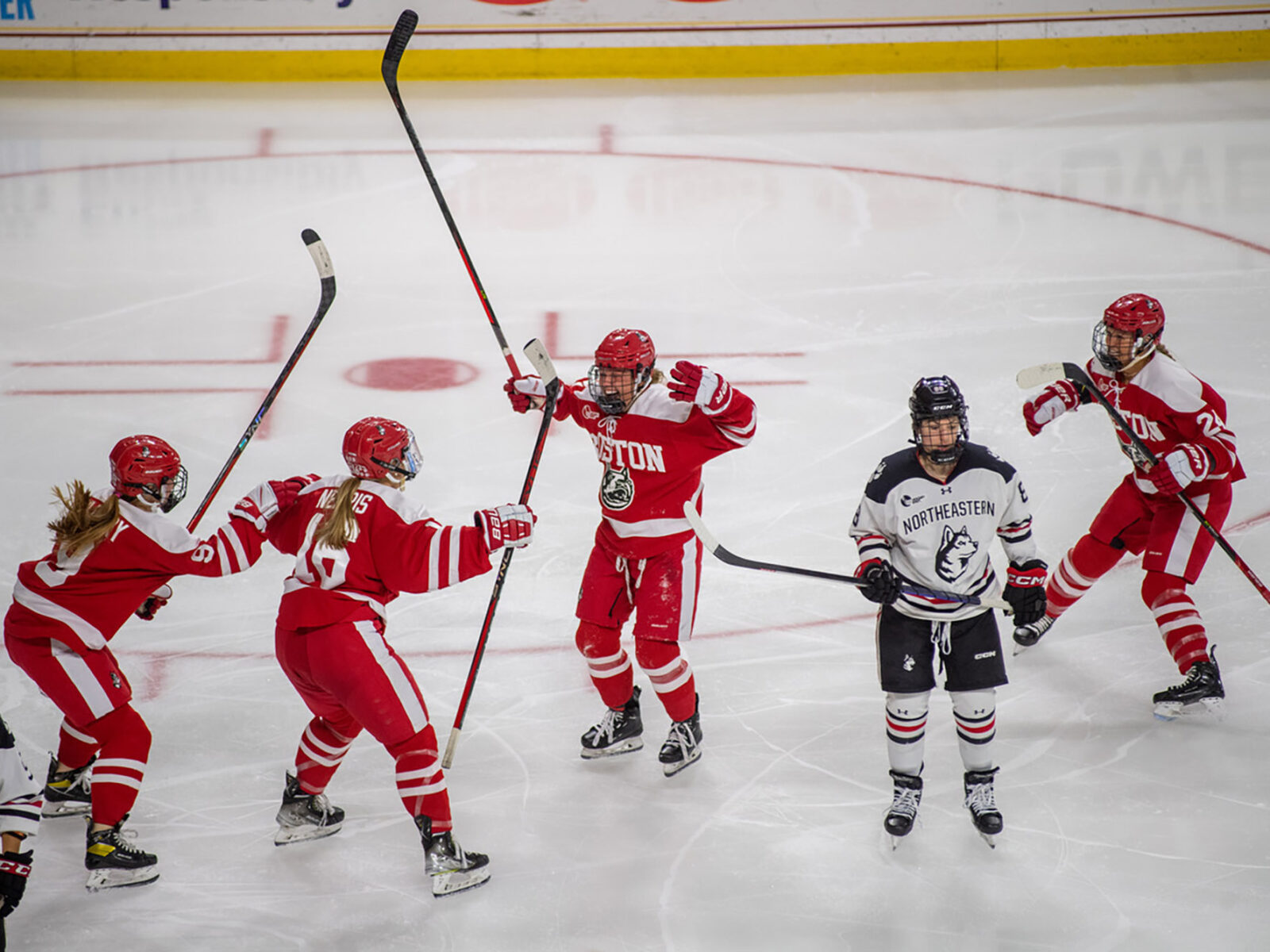 Women's Hockey Downs Boston University, 4-2 - Rensselaer