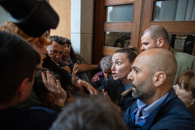 Photo: Padua and University police and officials confront demonstrators trying to block entrance to an administration building over university investments in armaments and the war in Gaza. Photos by Madi Koesler (COM’24)