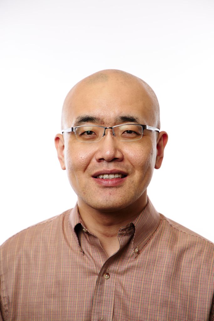 Headshot of Shengzhi Zhang