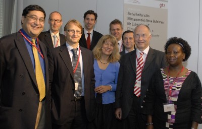 Prof. Adil Najam with other participants of the 2009 Eschborn Dialogue
